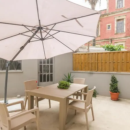 Couple's Flat In Chania Venetian Harbor & Beach Appartamento *